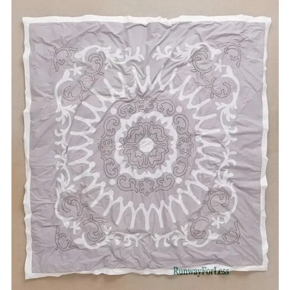 New ANTHROPOLOGIE Twin Bed Enes Medallion Applique Gray Comforter Duvet Covet